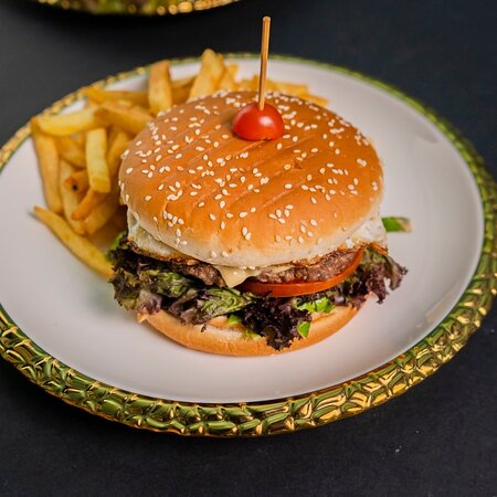 Camel Burger
